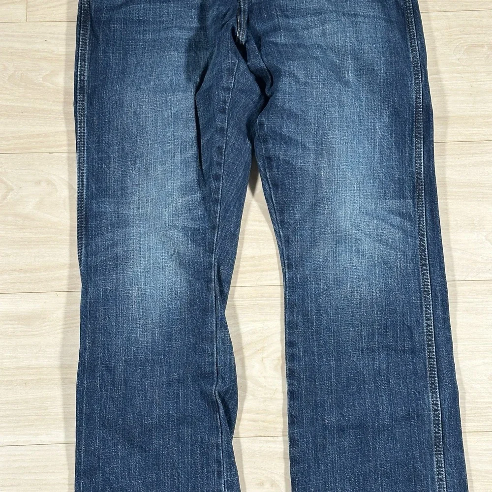 Wrangler Retro Relaxed Boot Jeans Mens 31x32 Denim Bootcut Cowboy Workwear Faded